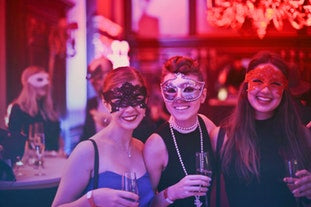 COSTUMI, FESTE E ADDII AL NUBILATO E CELIBATO